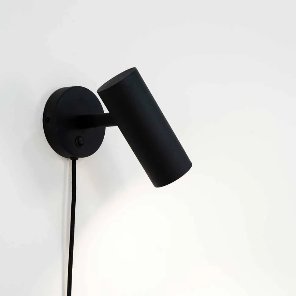 Schwarze Wandleuchte aus Stahl - Sharkona
