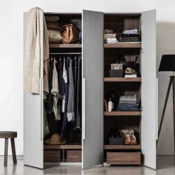 Skandi 3-türiger Schlafzimmerschrank in Grau - Rochella