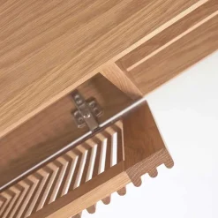 Skandi TV Lowboard mit Lamellen Klapptüren - Azuro