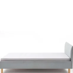 Skandinavisches Polsterbett in Hellblau Webstoff - Ortava