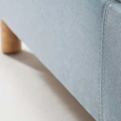 Skandinavisches Polsterbett in Hellblau Webstoff - Ortava