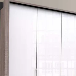 Stauraumwunder Kleiderschrank mit 3 Falttüren - Empresian