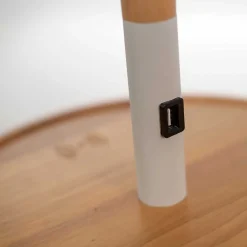 Stehlampe mit Tisch im Skandi Design - Lita