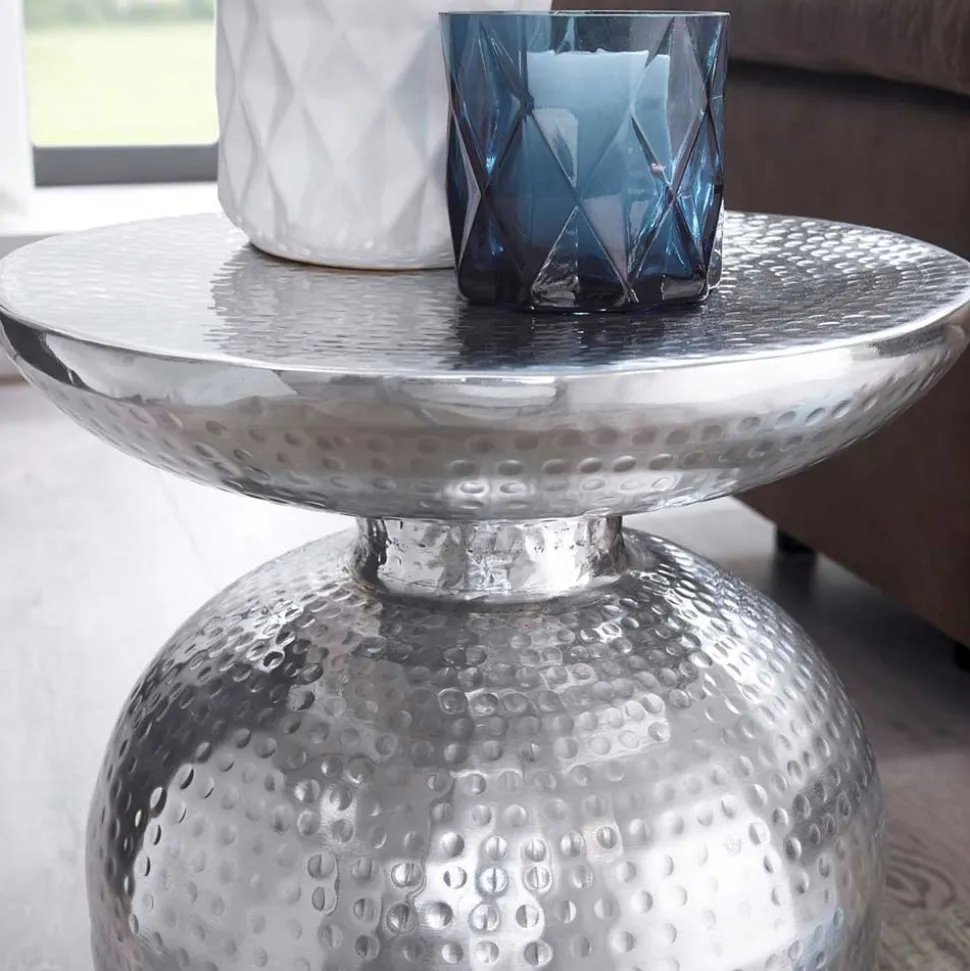 Stylischer Metalltisch mit Vasen Design - Myranga