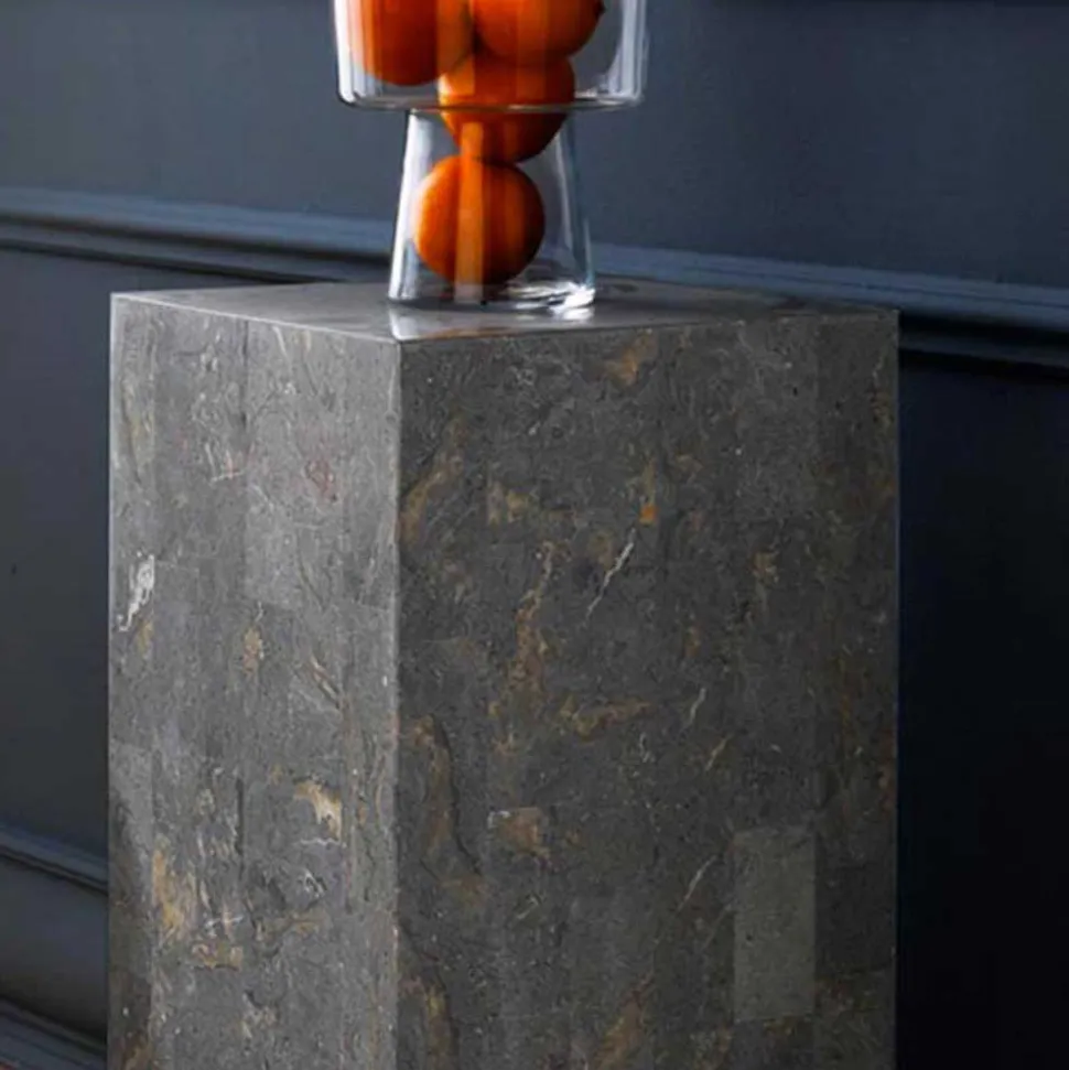 Säule Tauranga aus Stein