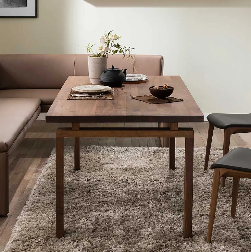 Topp Esstisch aus Nussbaum Massivholz - Ribanna