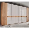 8-türiger Schrank in Erle teilmassiv - Dilacco