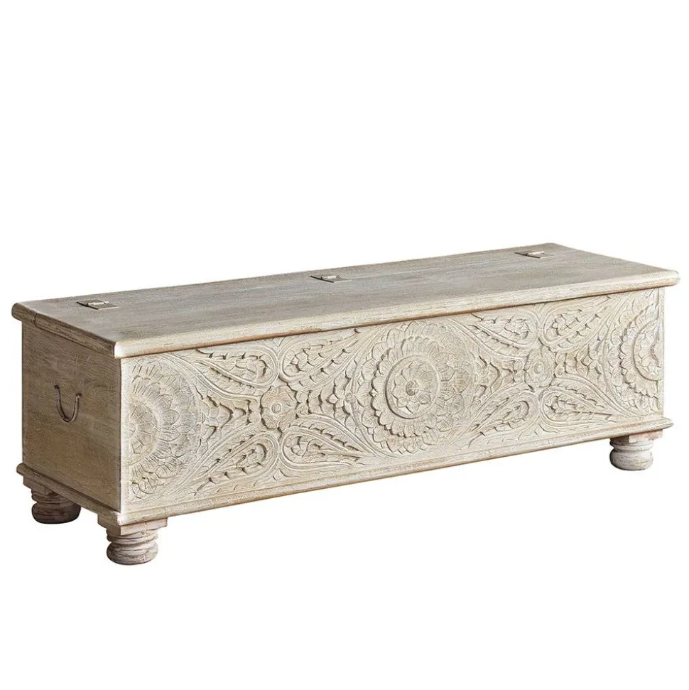 Vintage Truhe mit Ornament Schnitzereien - Natali