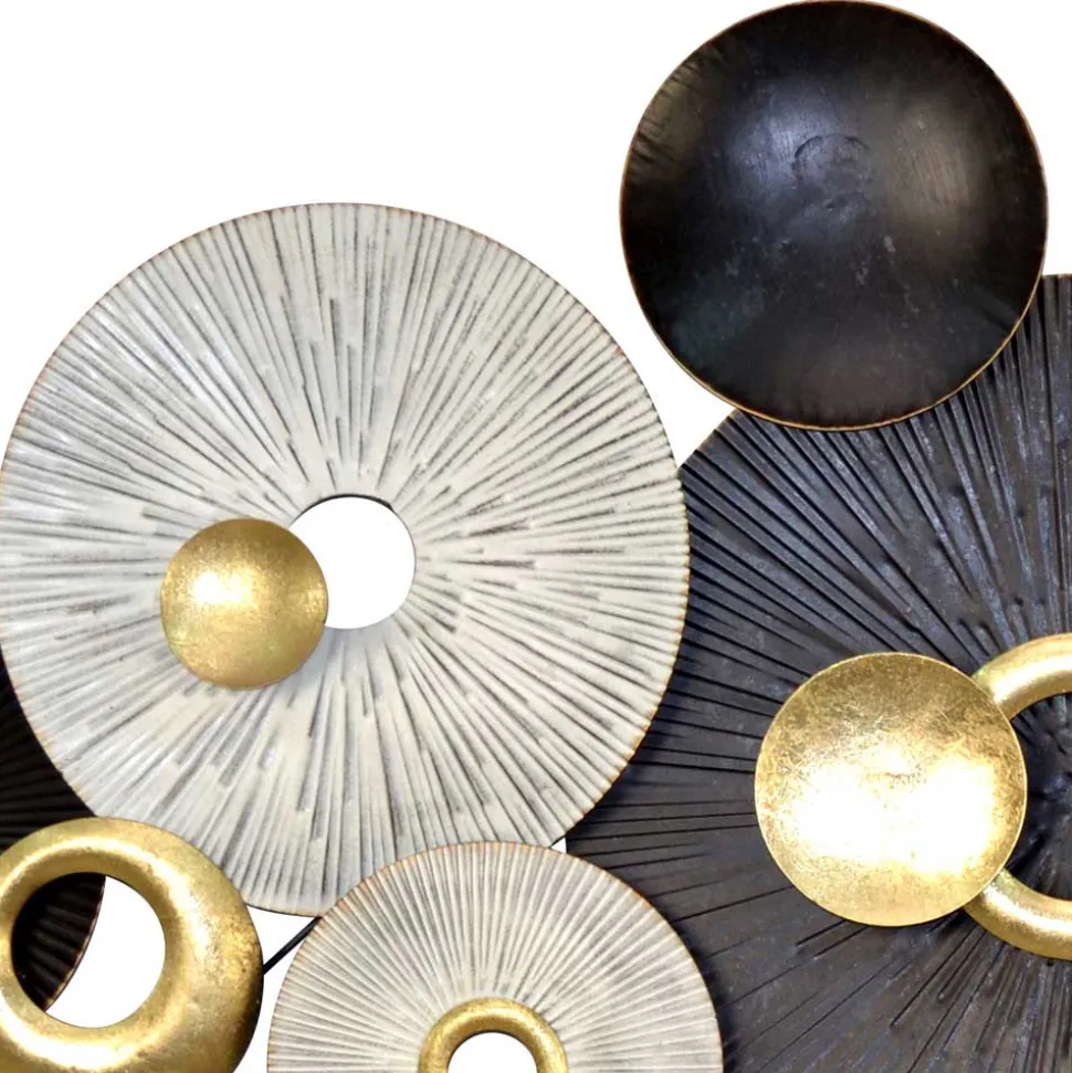 Wanddekoration mit kreisförmigen Objekten - Skiatos