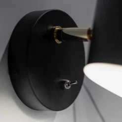 Wandleuchte in modernem Design - Loisava