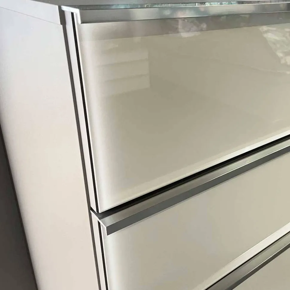 Weiße Hochkommode mit Glasfront - Rocca