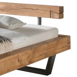 Wildeiche Balkenbett in Schwebeoptik Iloventa mit Metallkufen Industrial